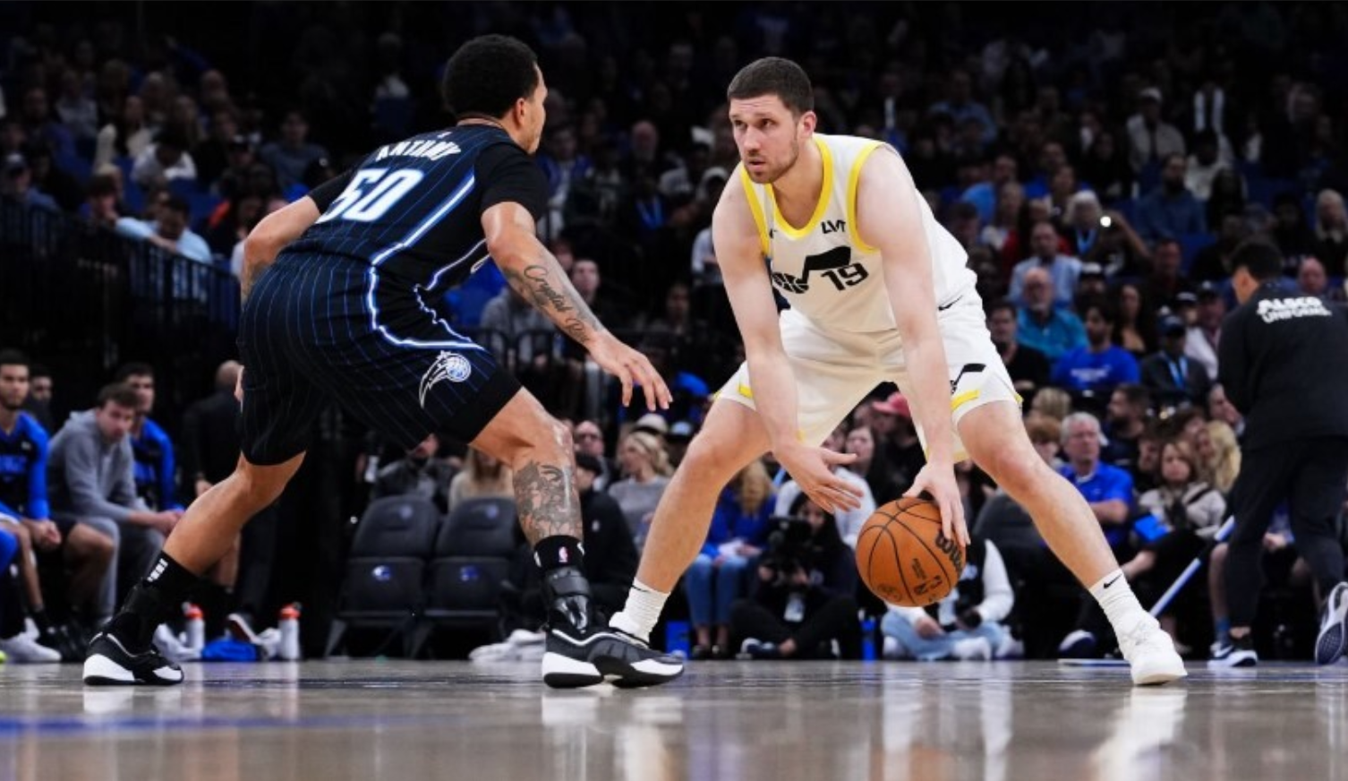 Юта з Михайлюком завдала поразки Орландо, Сакраменто Леня була сильнішою за Голден Стейт: результати НБА